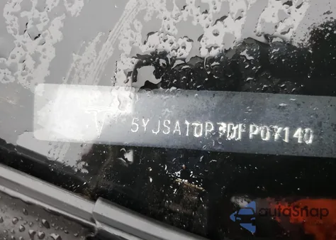 2013 Tesla Model S z USA, uszkodzony, nr VIN 5YJSA1DP7DFP07140